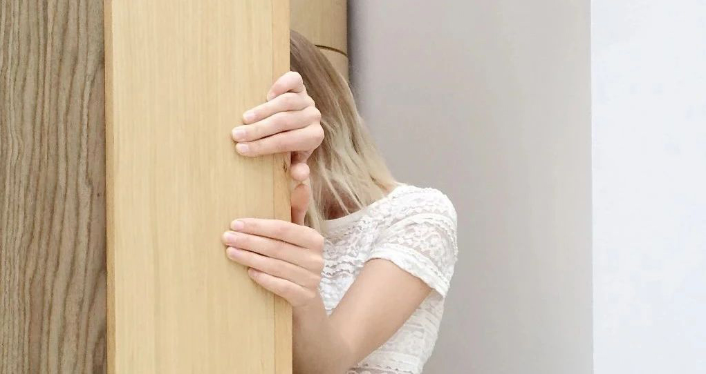 有些人活著，但他已經(jīng)試過“社會(huì)性死亡”了……