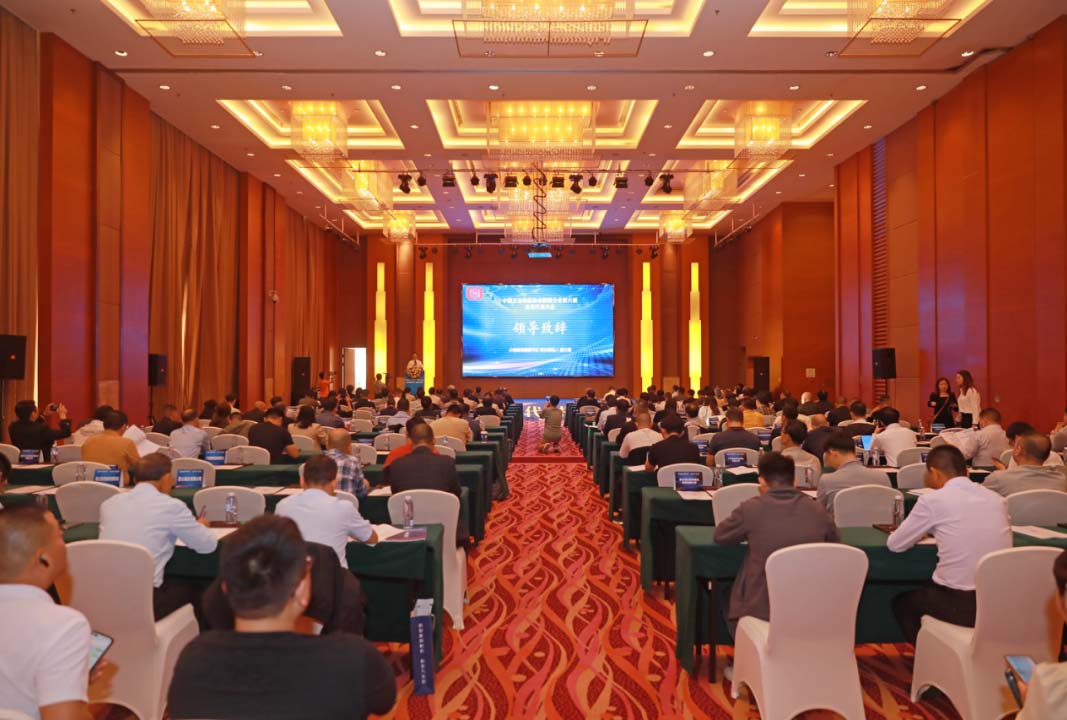 榮耀丨匯泰龍斬獲“中國鎖具十強(qiáng)”、“至尊金勾獎(jiǎng)”等四項(xiàng)重要榮譽(yù)